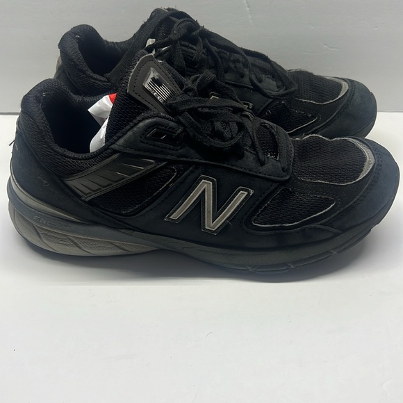 New Balance 990 V5 Running Shoe black size 9 Women’s/Men’s 7 - Picture 2 of 16